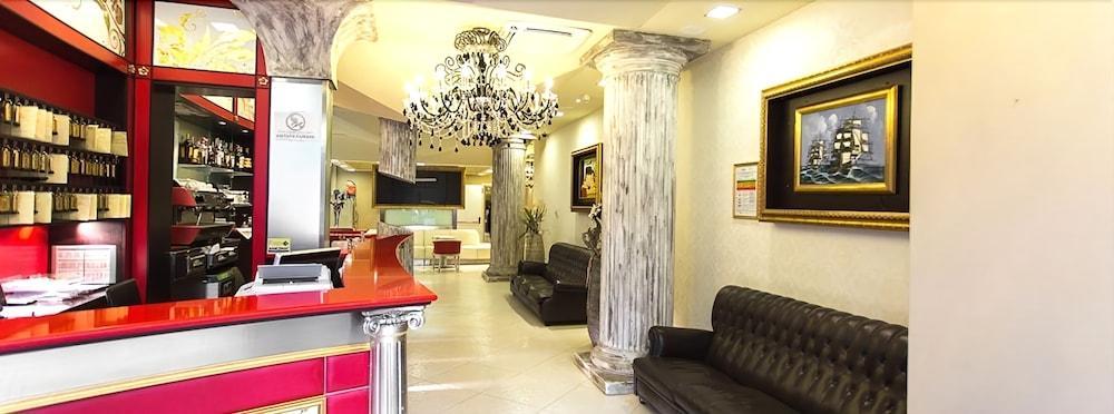 Hotel In Чезенатико Екстериор снимка